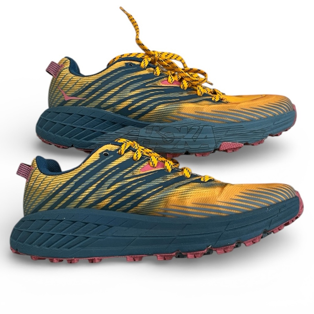 Hoka One One Speedgoat 4 Trail Running Shoes Sneakers Womens 7.5 Hiking Gorpcore